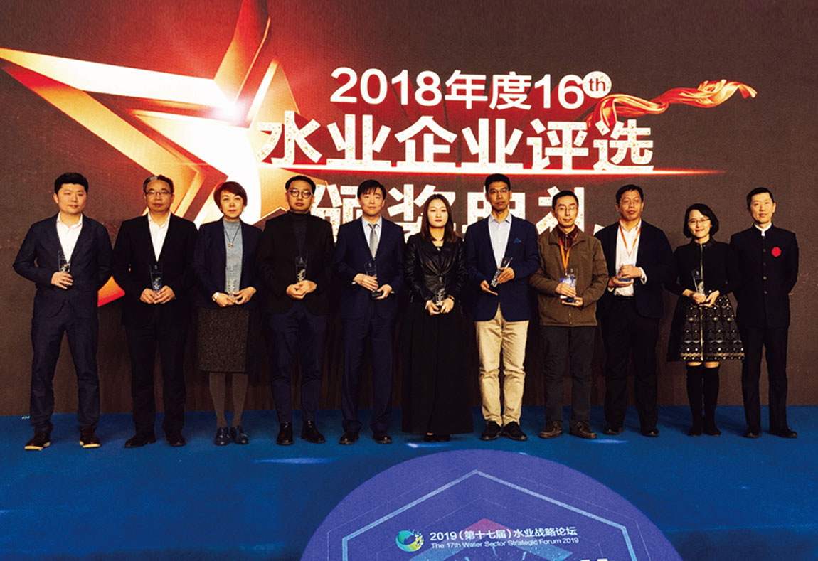 久久人妻内射无码一区三区