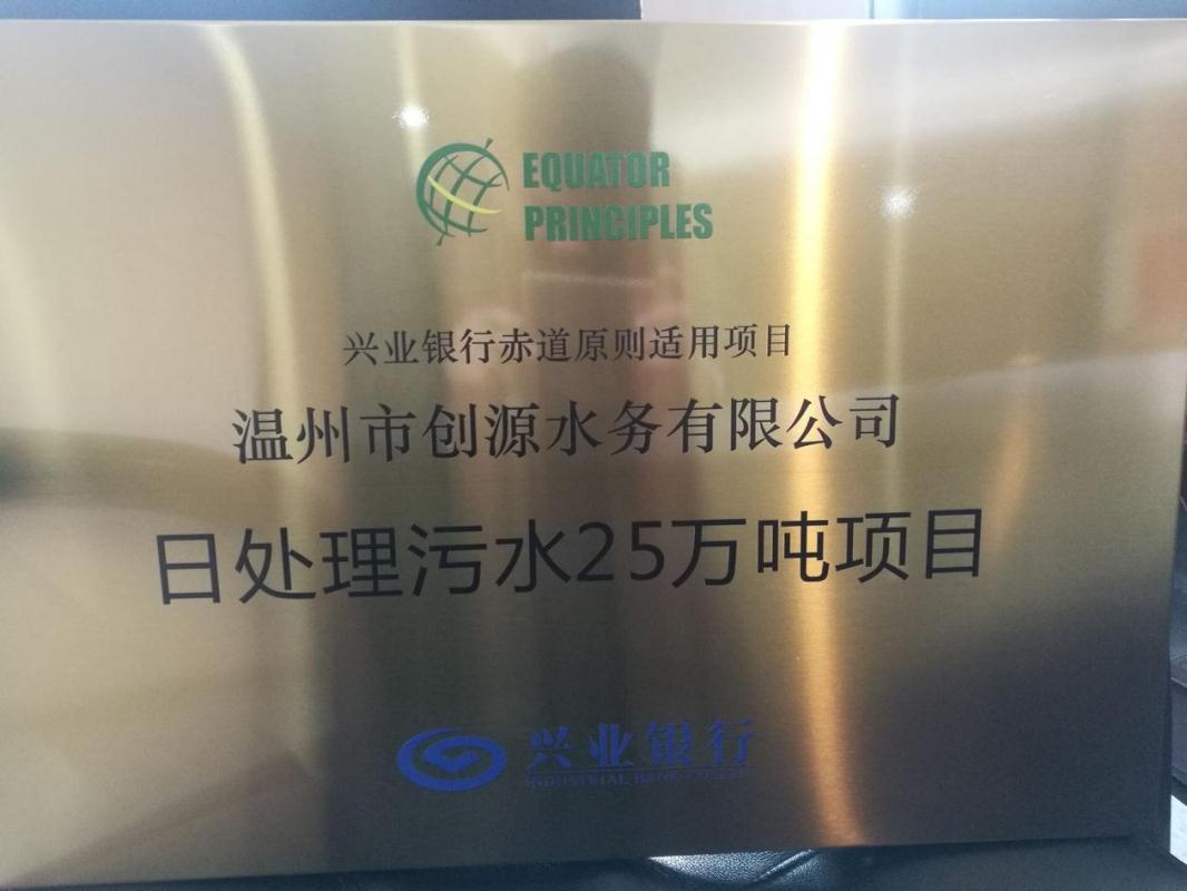 久久人妻内射无码一区三区