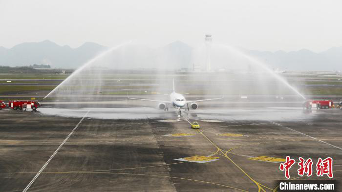 久久人妻内射无码一区三区