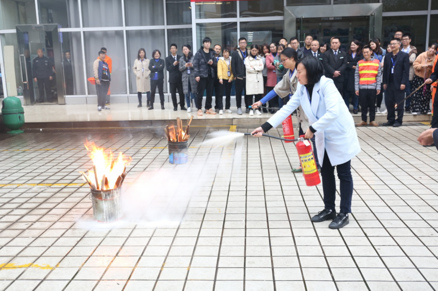 久久人妻内射无码一区三区