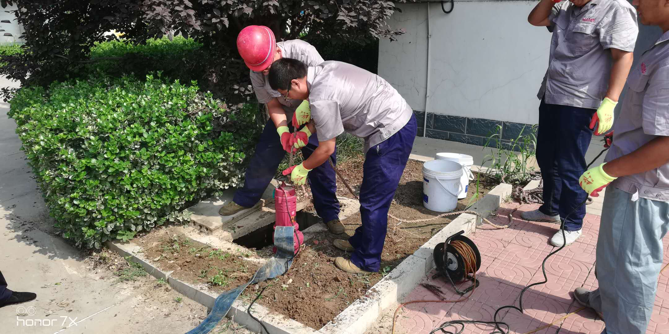 久久人妻内射无码一区三区