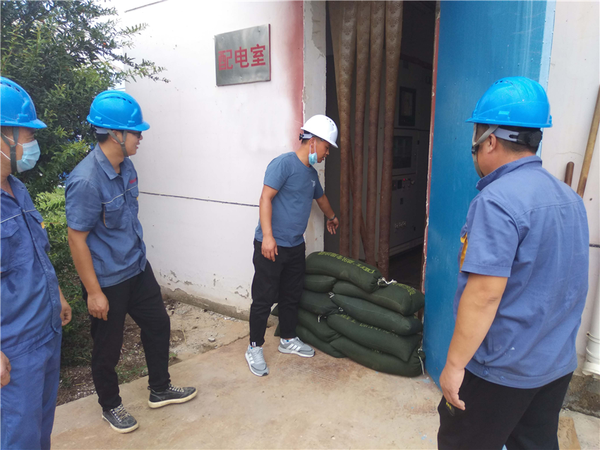 久久人妻内射无码一区三区