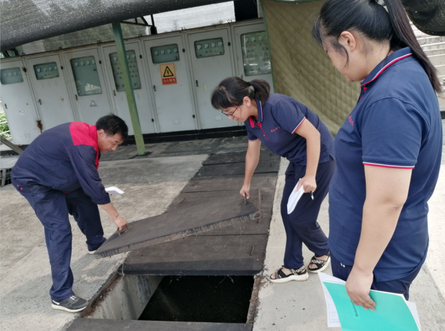 久久人妻内射无码一区三区