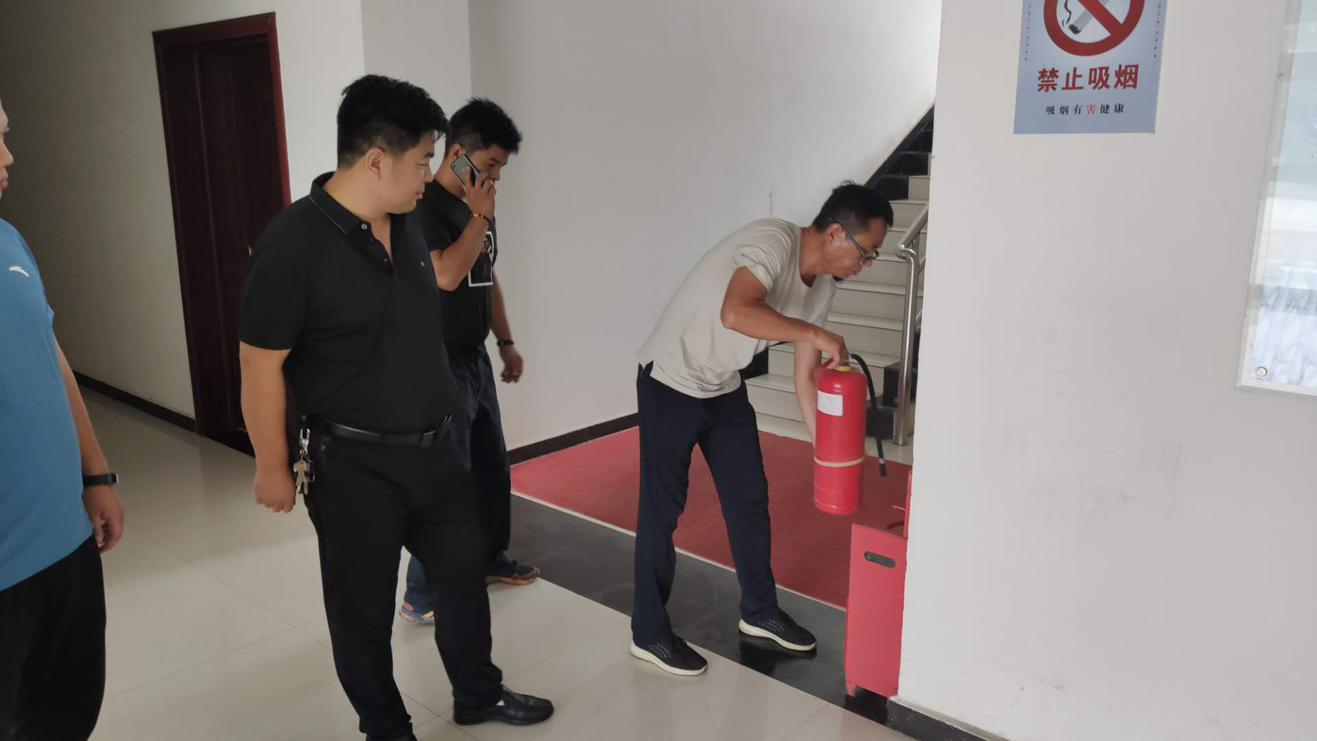 久久人妻内射无码一区三区