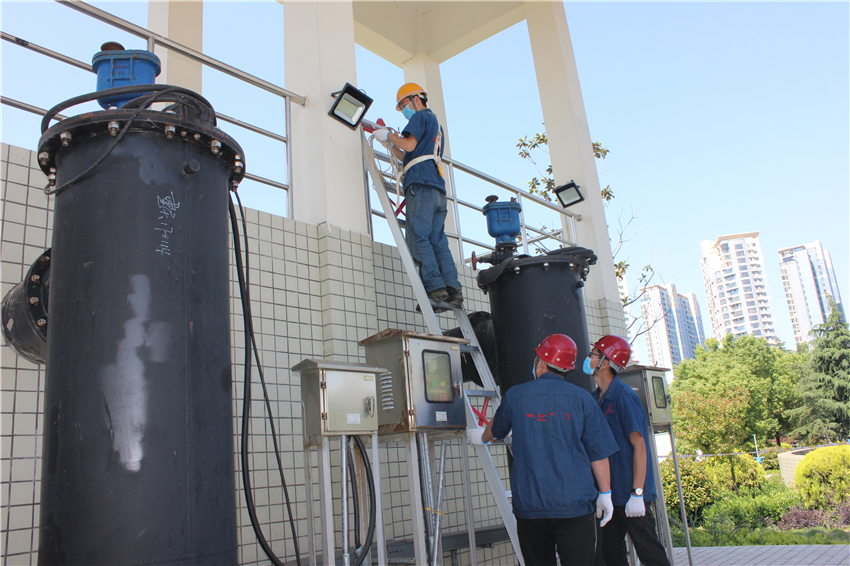 久久人妻内射无码一区三区