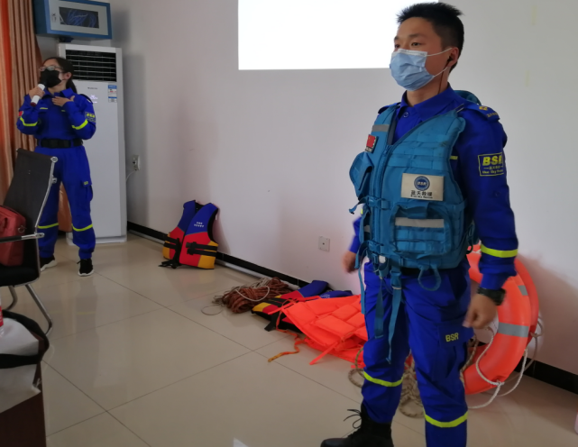 久久人妻内射无码一区三区