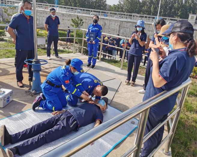 久久人妻内射无码一区三区