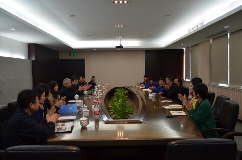 久久人妻内射无码一区三区