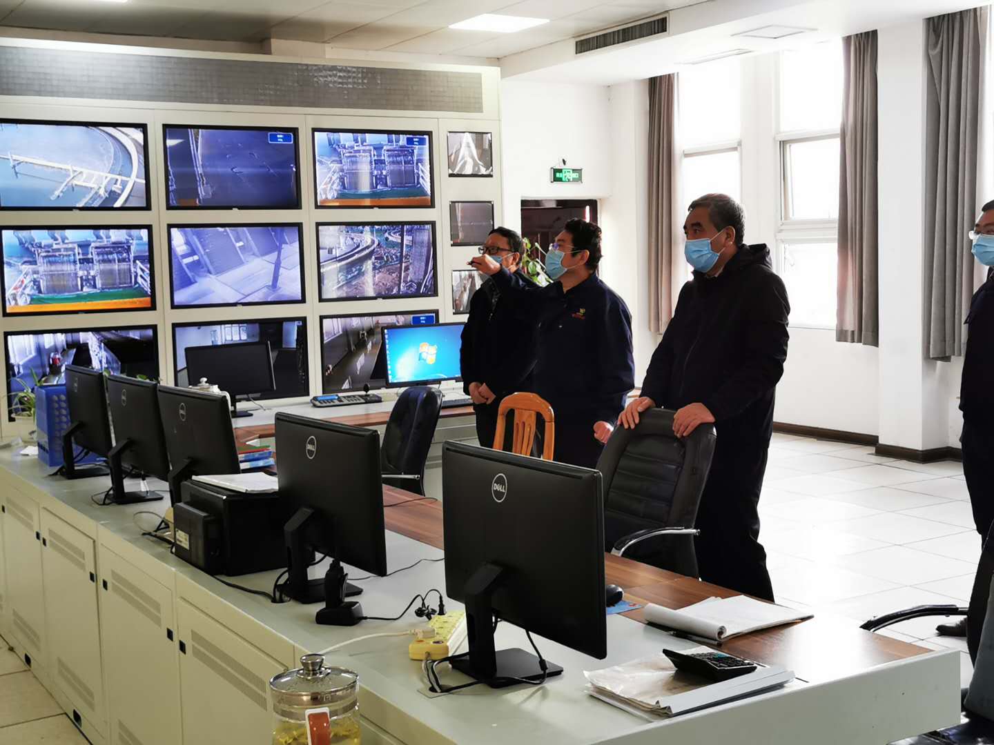 久久人妻内射无码一区三区