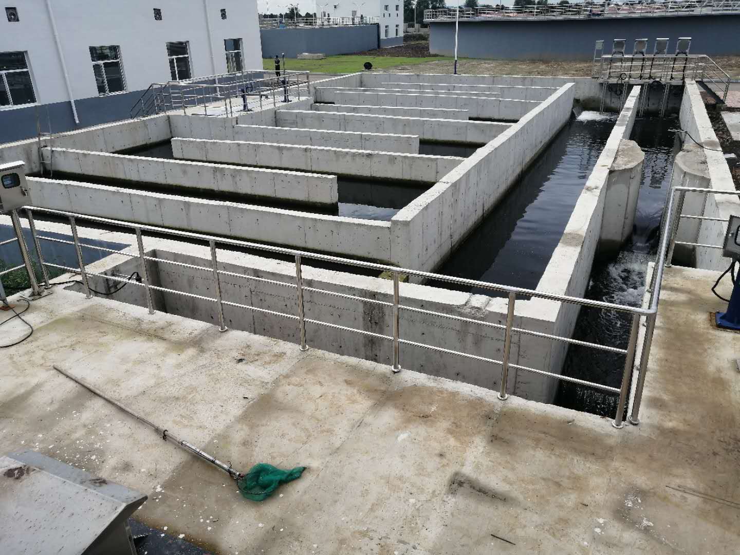 久久人妻内射无码一区三区