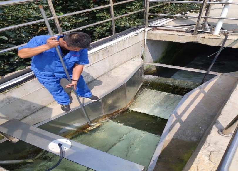 久久人妻内射无码一区三区