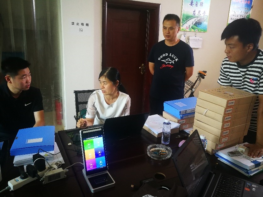 久久人妻内射无码一区三区