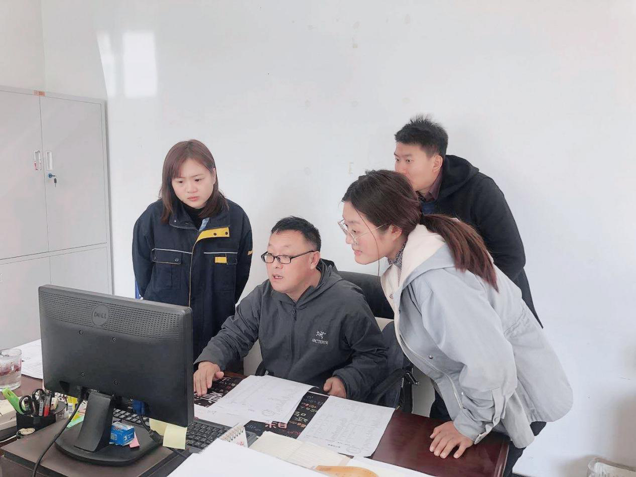 久久人妻内射无码一区三区