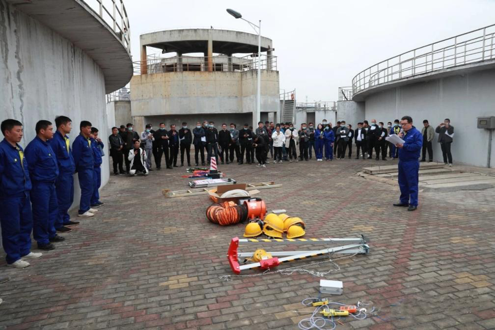 久久人妻内射无码一区三区