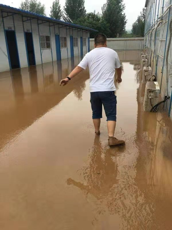 久久人妻内射无码一区三区